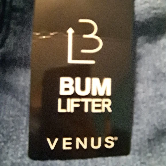 Venus Bum Lifter Jeans - Picture 4 of 10